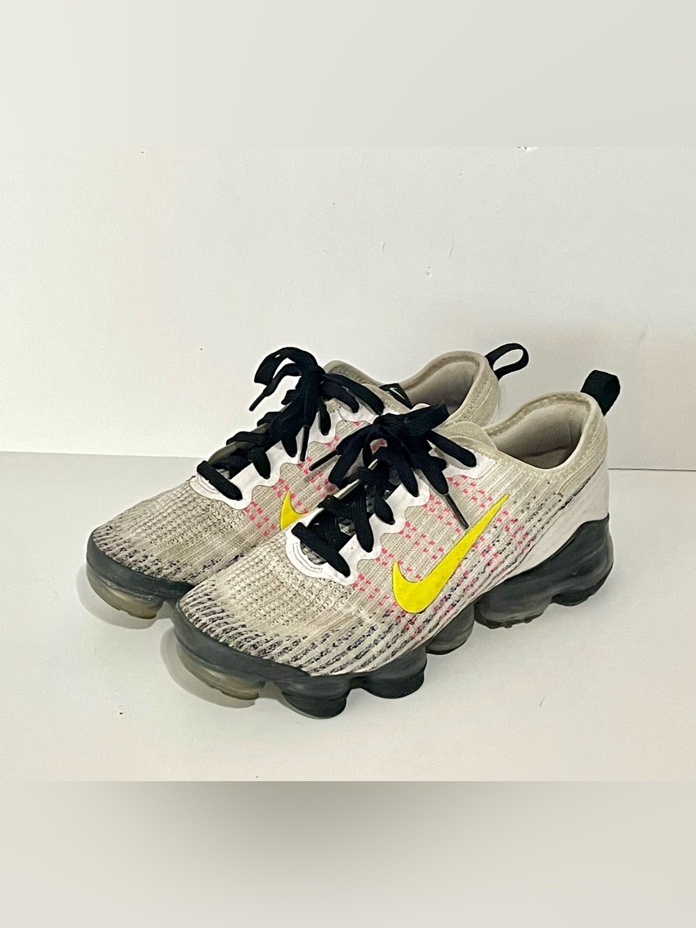 Nike Air Vapormax Flyknit 3 GS White Yellow BQ5238-102 Youth 5.5Y Women's 7